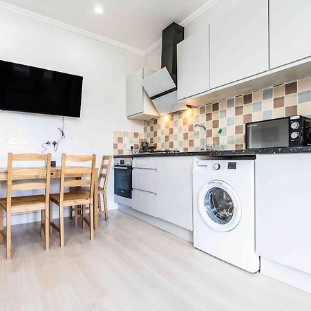Апартаменти Beautiful Flat With Free Parking Бірмінгем Екстер'єр фото
