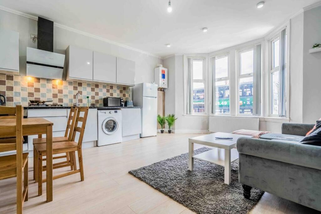 Апартаменти Beautiful Flat With Free Parking Бірмінгем Екстер'єр фото